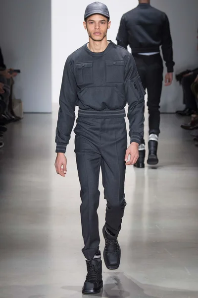 Look 38